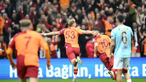 Galatasaray - Rams Başakşehir: 2-0 (Maç sonucu - yazılı özet)